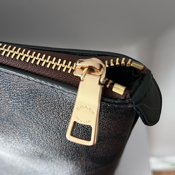 COACH outlet Tote Shoulder Bag 79609 Black Leather H5.5xW14.1xD3.1 In - Picture 3 of 12